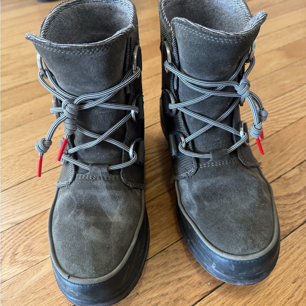 Sorel Tivoli IV Winter Snow Boots
